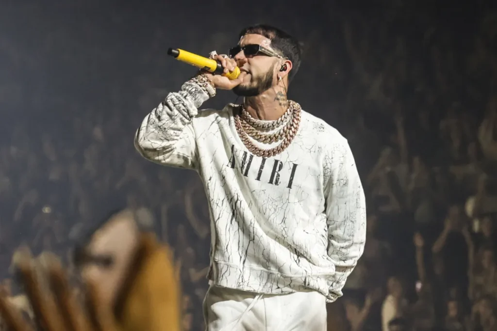 Anuel AA Height